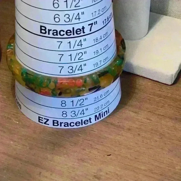 Vintage Acrylic Bangle Yellow and Multi Colored - Picture 5 of 5